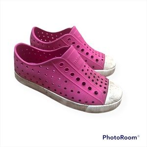 Pink Natives size 11